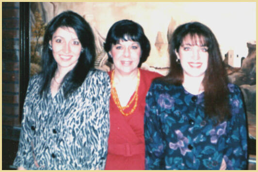 DOROTHY (centre) with daughters FRANCESCA (left) and LAURA (right) - New York City, 1990